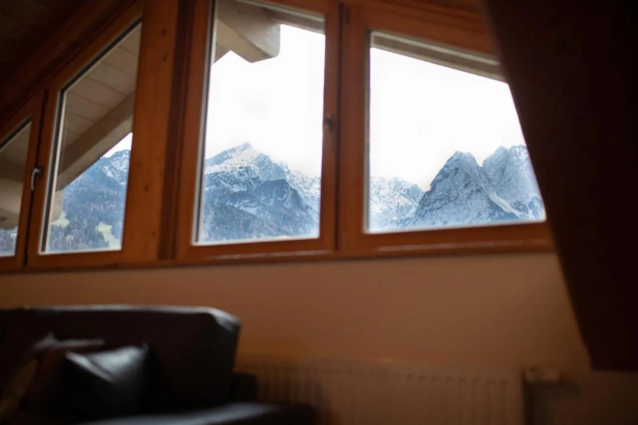 Apartment Ferienwohnung Haus am Kreuzeck Loft Garmisch-Partenkirchen